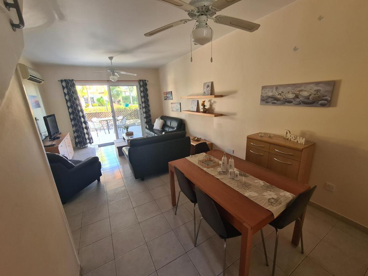 Serena Townhouse Peyia Esterno foto