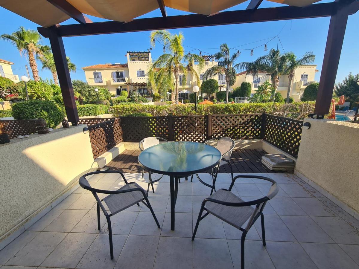 Serena Townhouse Peyia Esterno foto